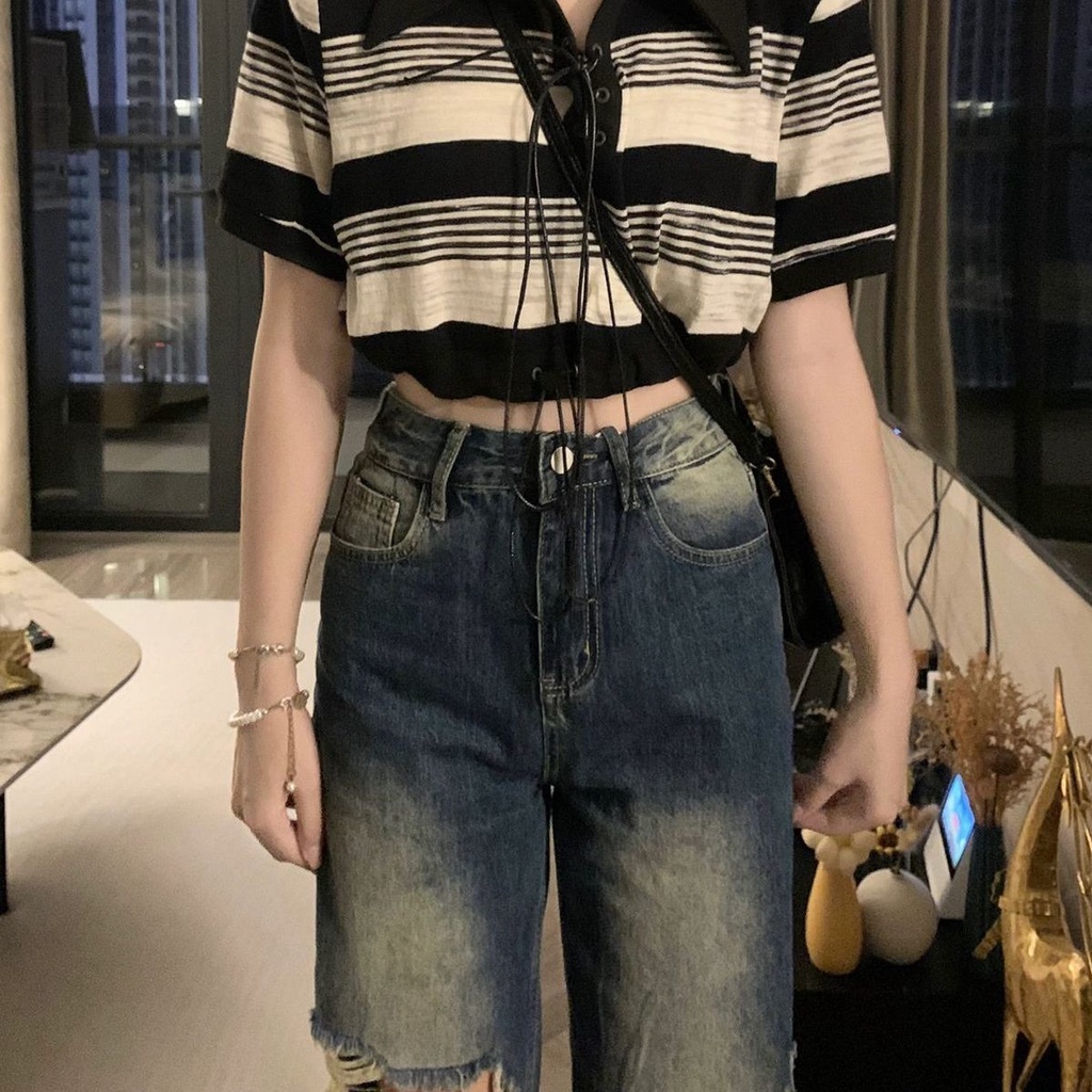 Quần Jeans Nữ Lưng Cao Dáng Rộng Rách Gối Cá Tính
