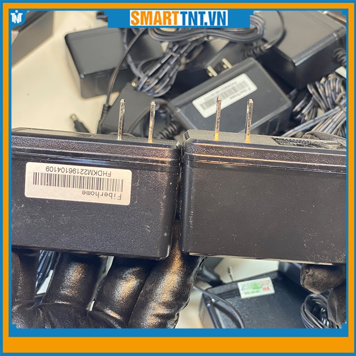 Nguồn 12V-2A chân to dành cho camera, TV box và các thiết bị công nghệ, hàng đẹp Smarttnt.vn