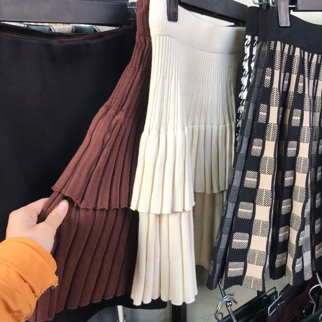 Chân váy len 2 tầng QC siêu đẹp | BigBuy360 - bigbuy360.vn