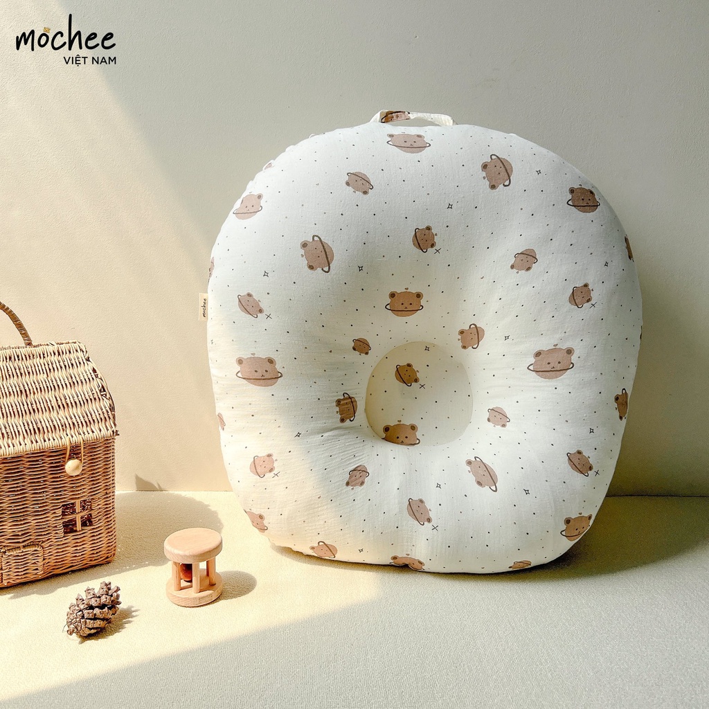 Gối chống trào ngược cho bé Mochee Muslin 70x70cm, gối chống trào vải xô - Monnie Kids
