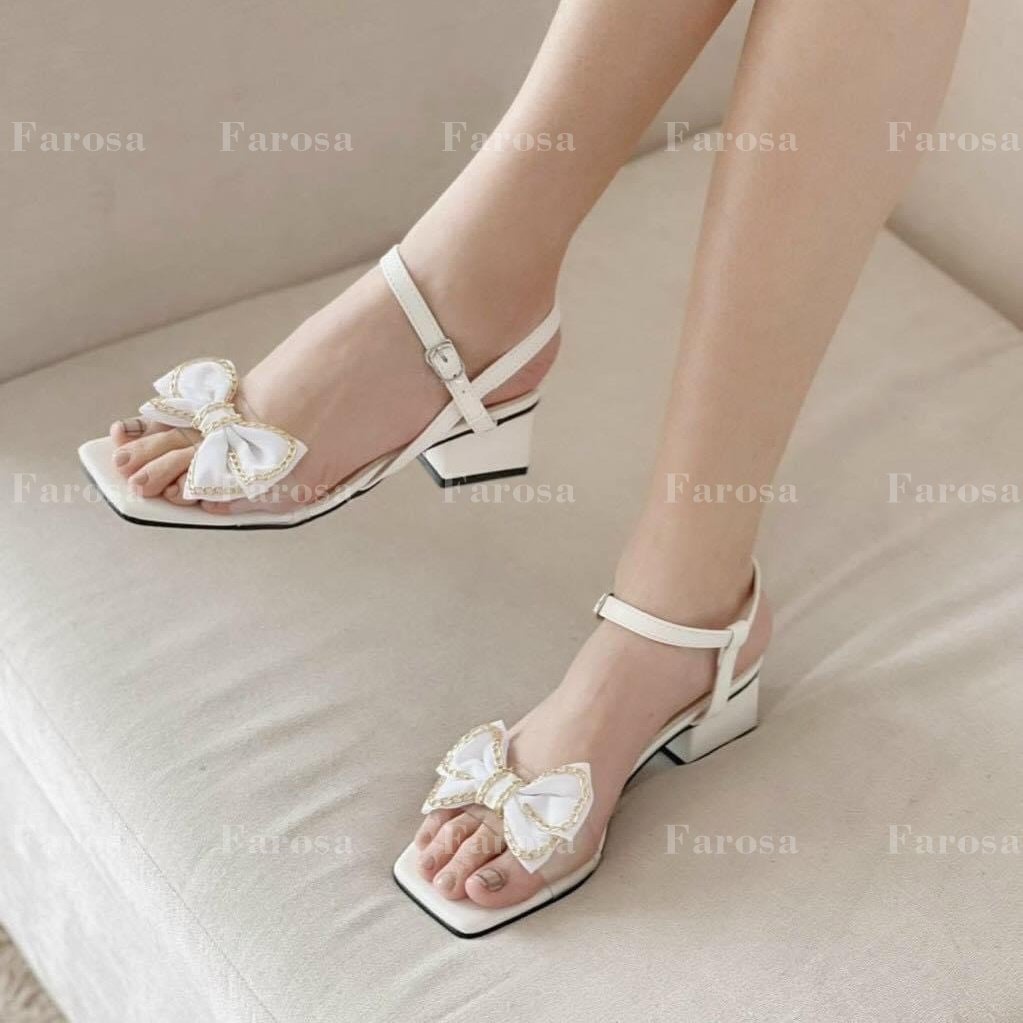 Giày sandanl nữ phối nơ xích nhỏ xinh xắn mẫu mới lên chân điệu đà