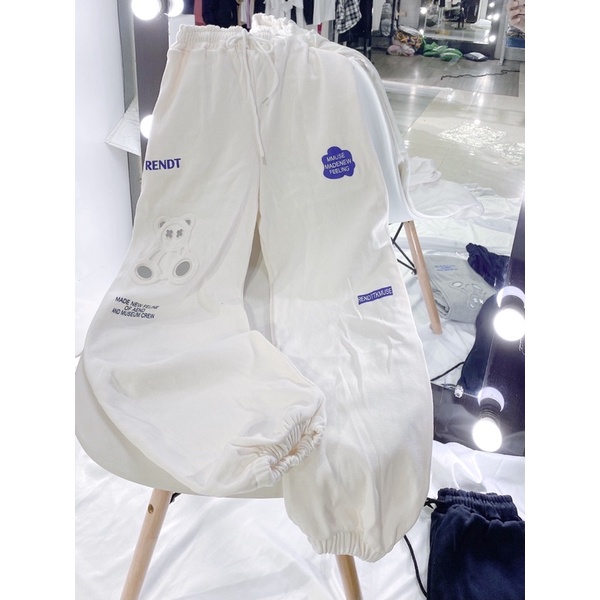 Quần Jocgger Gấu Cute Dập Nổi Unisex Nam Nữ Form Rộng Ulzzang