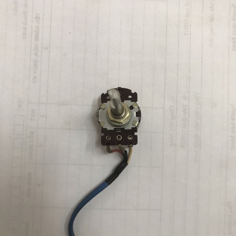 Chiết áp 200k âm ly