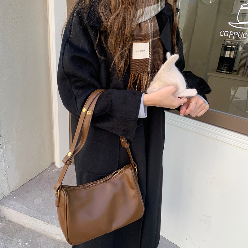 Túi đeo dưới cánh tay Mềm Thời Trang Thu Đông Cho Nữ