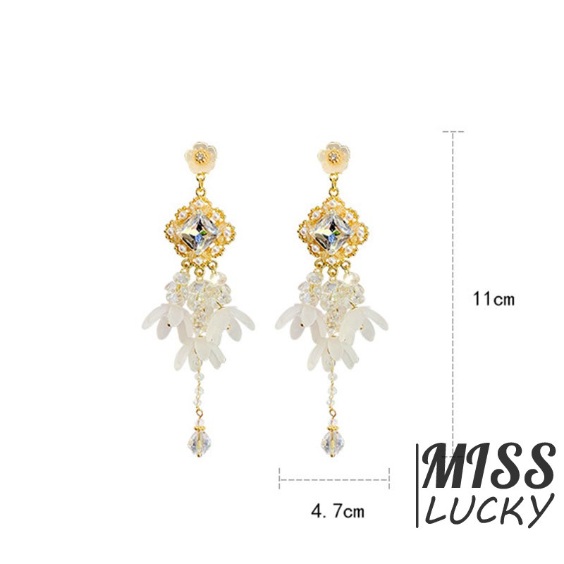 Khuyên tai nữ kiểu dáng thời trang phong cách Hàn Quốc