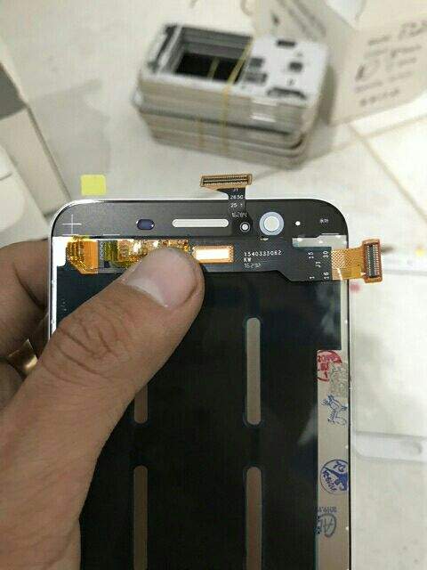 Màng hình oppo F1s