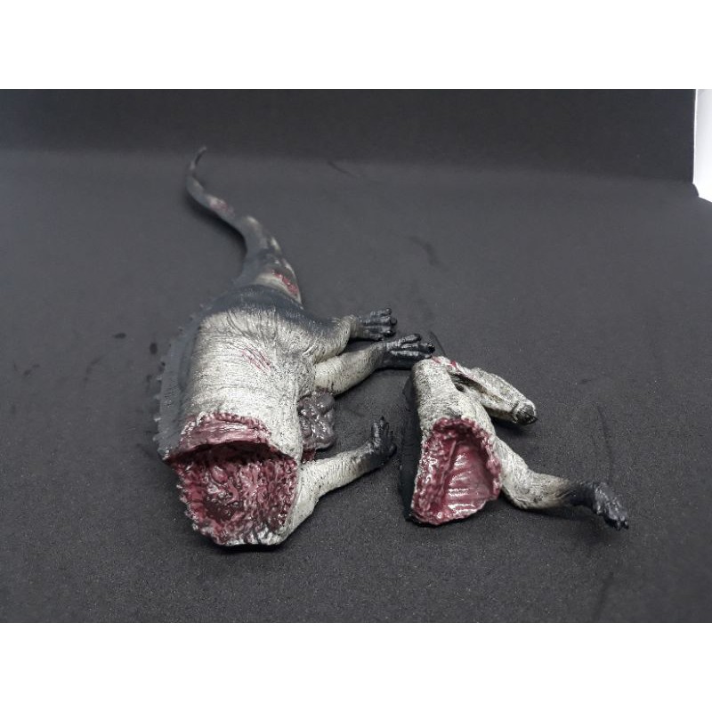 Mô hình đồ chơi khủng long. xác chết của khung long ăn cỏ.