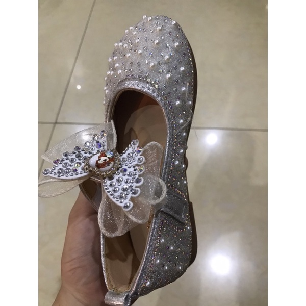 Giày bé gái thanh lý