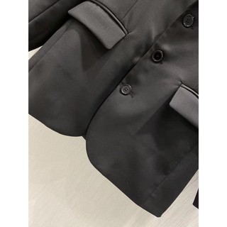 Áo blazer Balenciaga BLC độc lạ