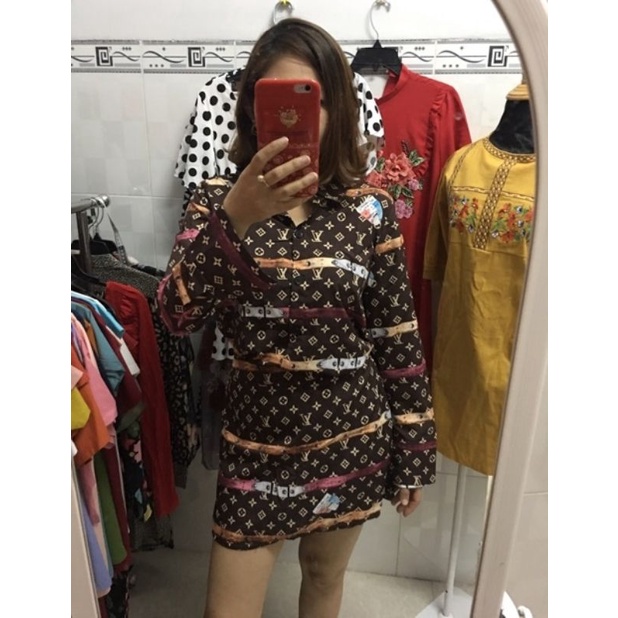 Set Áo Sơ Mi Hoạ Tiết LV kèm chân váy size S dưới 45kg