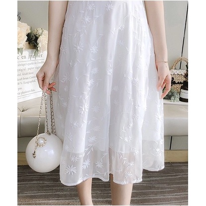 Váy Lanh Trắng Cổ V ✨ Mẫu Hè HOT ✨ Thiết Kế Triết Eo Đơn Giản, Dịu Dàng Dành Cho Nữ 2021 | BigBuy360 - bigbuy360.vn