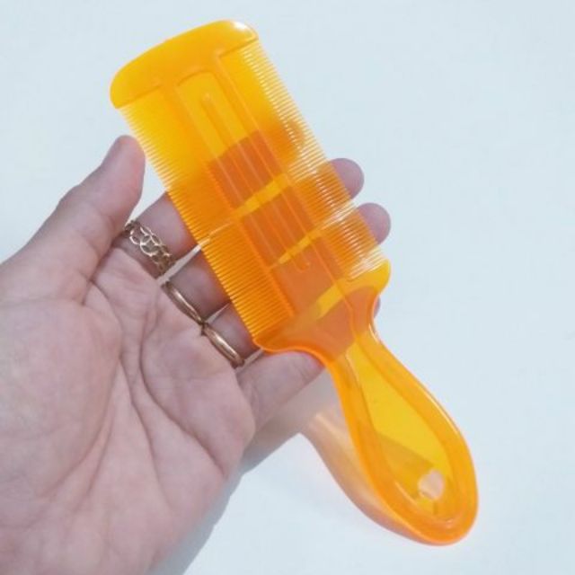 Lược chải chí nhựa có tay cầm (Màu cam)