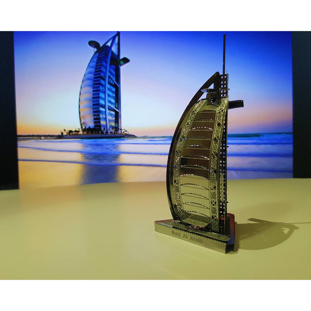 Mô Hình Lắp Ráp 3D Kim Loại Khách Sạn 7 Sao Burj Al Arab Dubai [Chưa Lắp]