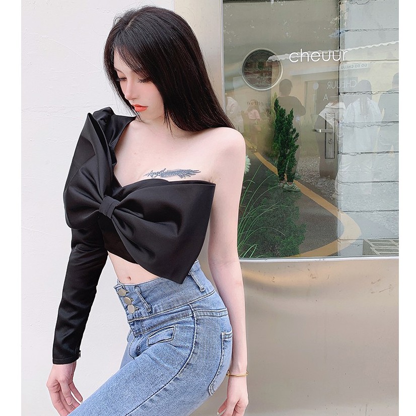 Ulzzang ( 얼짱) - ÁO SƠ MI LỆCH TAY HỌA TIẾT ĐÍNH NƠ (CHẤT KHỎI BÀN)