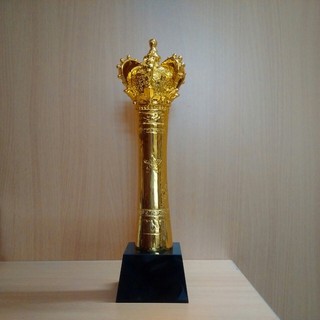 CÚP VINH DANH VƯƠNG MIỆN VÀNG