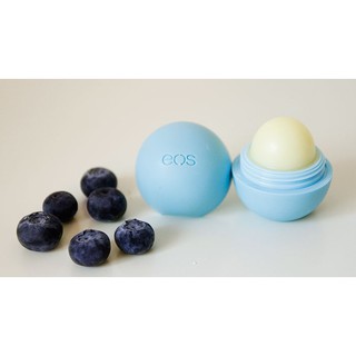 Son trứng dưỡng môi EOS Blueberry Acai