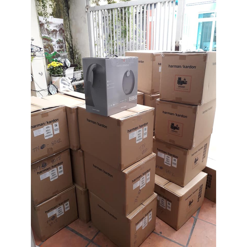 Loa Bluetooth Harman Kardon Onyx Studio 5 chính hãng- Mới 100%