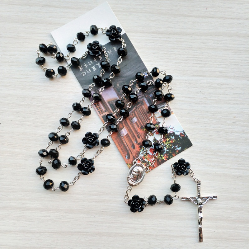 Vòng cổ Dài Mặt Thánh Giá Đính Đá Pha Lê Thời Trang