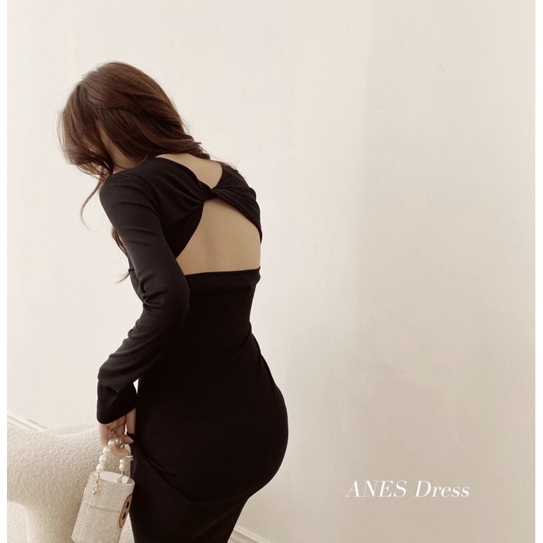 Váy len H.I.U ROOM body dáng dài dự tiệc thu đông, Anes dress cut out lưng sexy H.I.U design 2021. | BigBuy360 - bigbuy360.vn