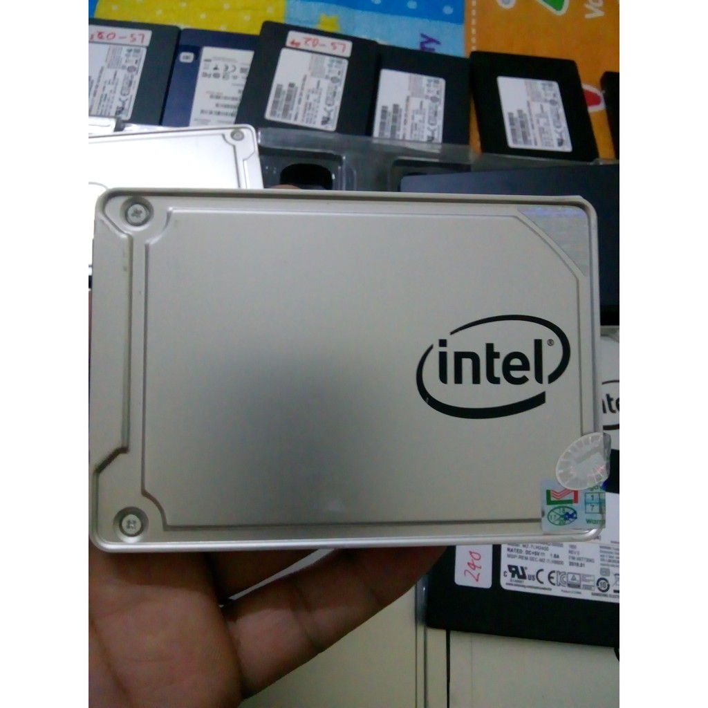 Ổ cứng SSD Intel 540s / 545s 256GB SATA3 đã qua sử dụng
