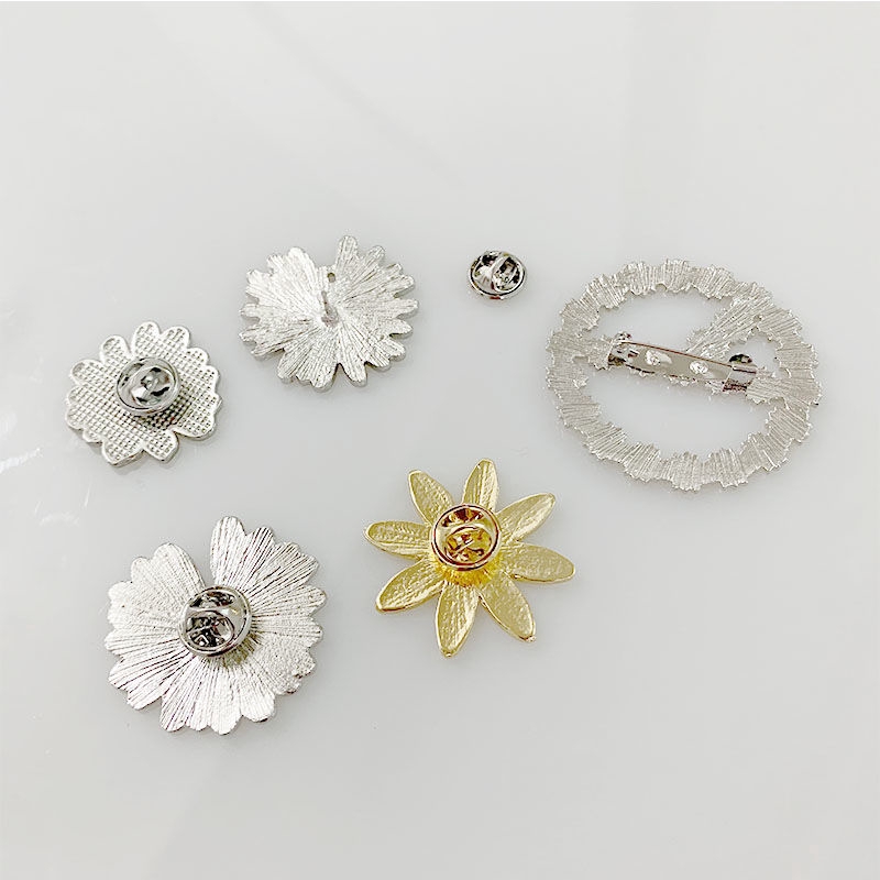 Ghim Cài Áo Hình Hoa Cúc Dễ Thương Cho Nữ