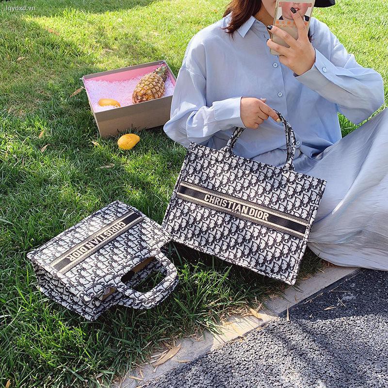 Túi xách tay sức chứa lớn mẫu 2020 thời trang dành cho nữ