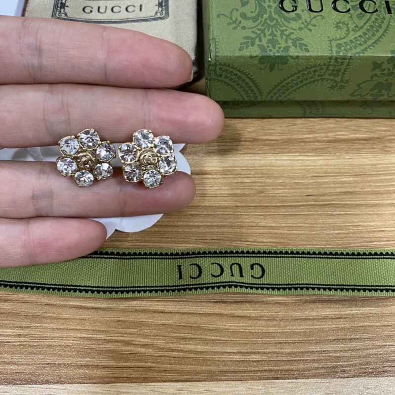 Bông tai cao cấp Gucci