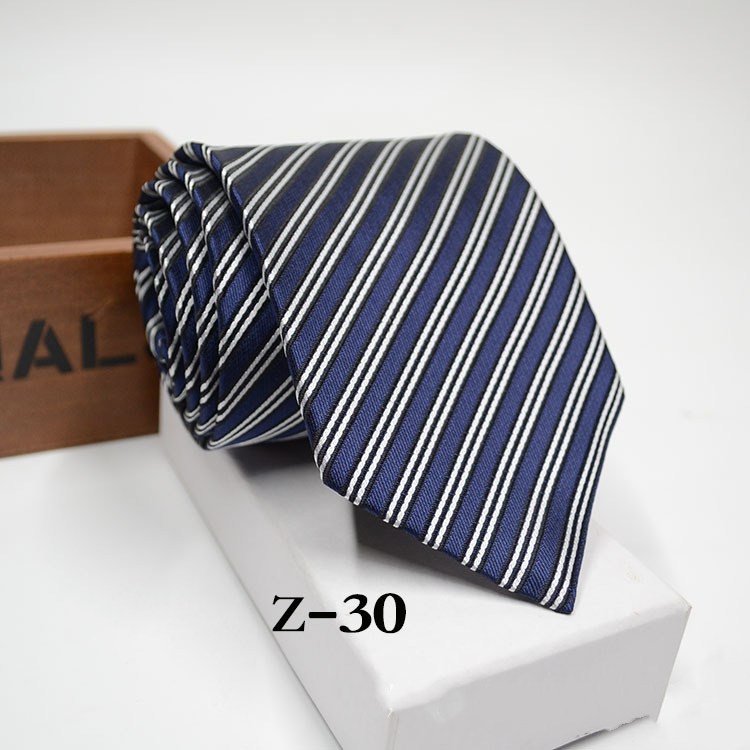 Cà vạt họa tiết kẻ sọc thời trang dành cho nam
