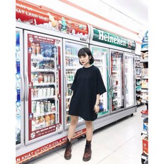Áo Thun Đen Trơn Oversize Unisex
