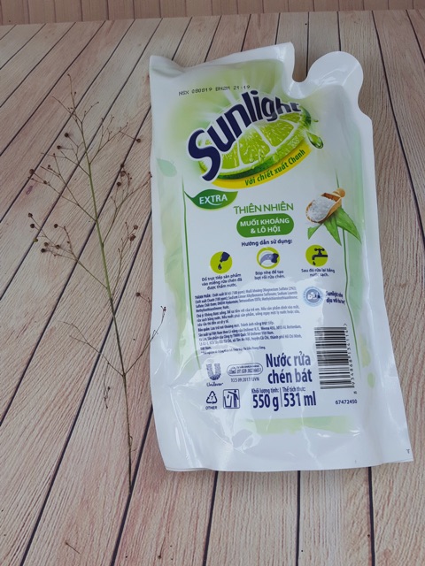 Nước rửa bát Sunlight 550g