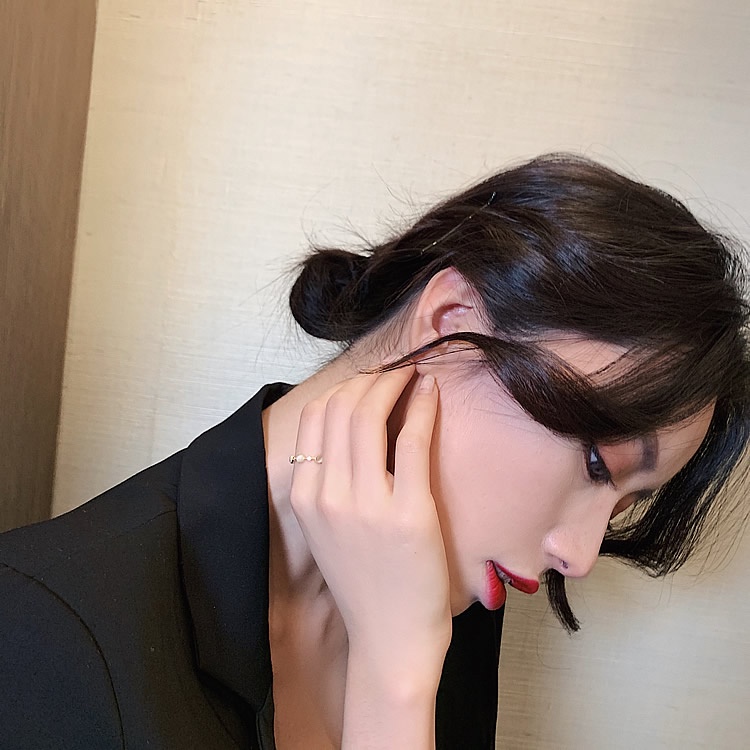 Nhẫn hở đính đá tròn thời trang