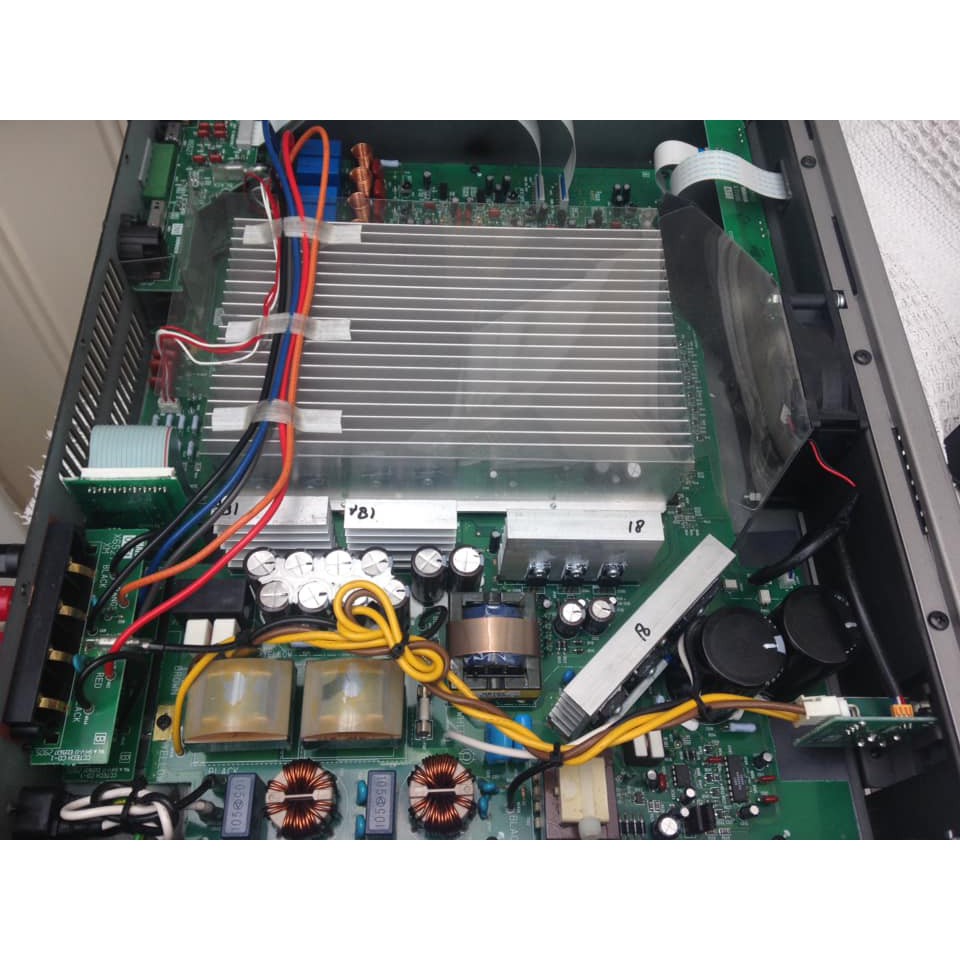 CỤC ĐẨY CÔNG SUẤT 4 KÊNH YAMAHA XM4180 NHẬP KHẨU CHÍNH HÃNG