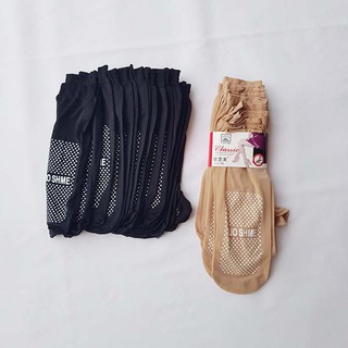 Tất giấy, tất đi giày có gai chống trơn đẹp giá rẻ combo 10 đôi