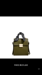 Túi Zara giảm 50%