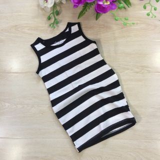 Đầm body size đại cho bé.