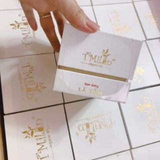 Kem dưỡng lá tằm