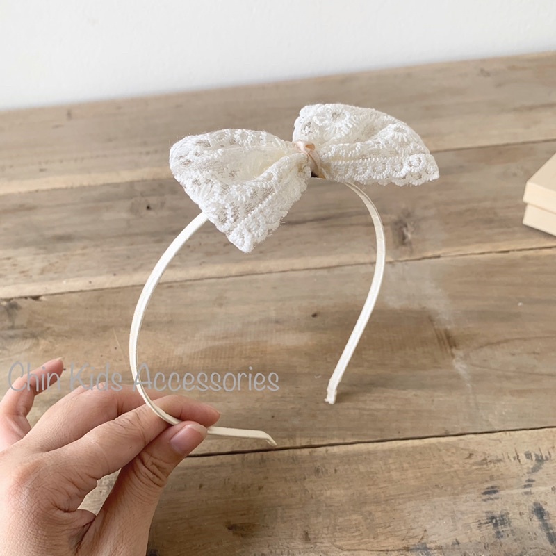 Bờm ren thêu hoa nơ bản to cho bé từ 0-15 tuổi