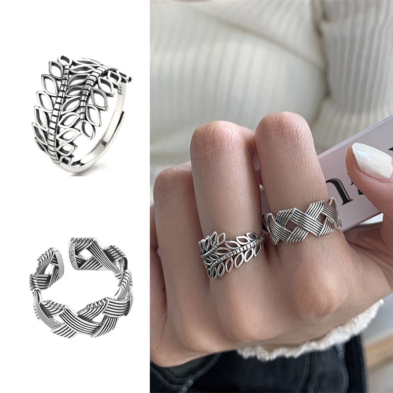 Nhẫn Hình Chiếc Lá Phong Cách Retro C30