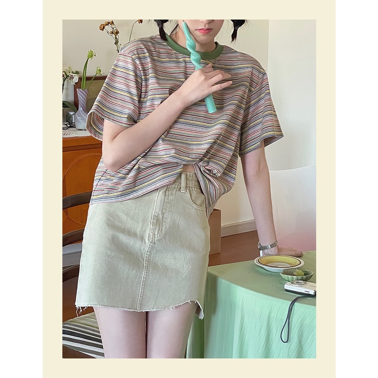 Áo Thun Nữ Ngắn Tay Cổ Tròn Sọc Ngang Thời Trang