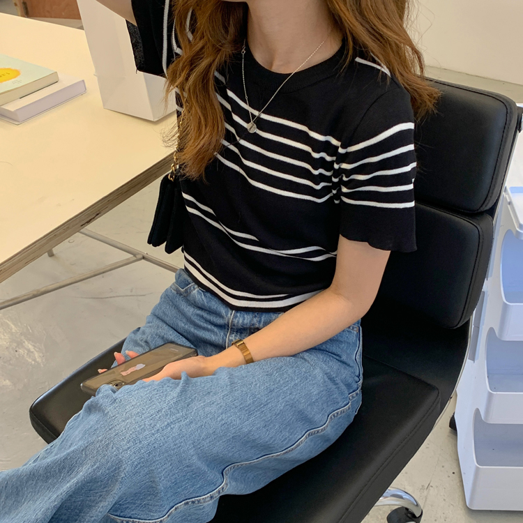 Áo thun dệt kim tay ngắn kẻ sọc phong cách mới thời trang cho nữ 43173