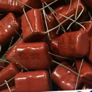 Tụ 223J _2000v giá 10c