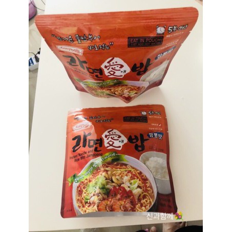 Mỳ và cơm ăn liền Easybab Woori Rice & Noodle Jjamppong 110g