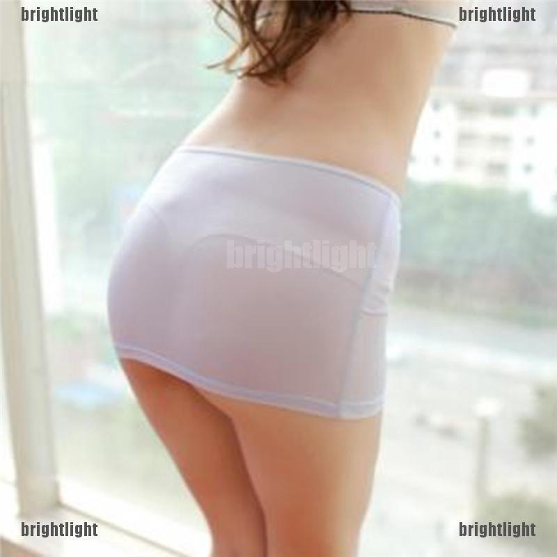 Váy Ngắn Ôm Dáng Quyến Rũ