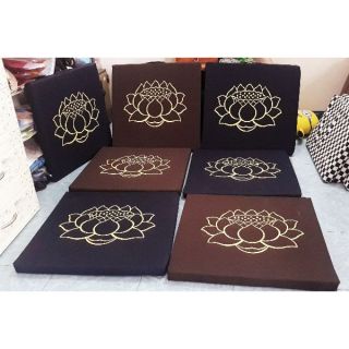 Toạ cụ, nệm ngồi thiền lễ Phật tụng kinh ruột mút loại 1 có in hoa sen