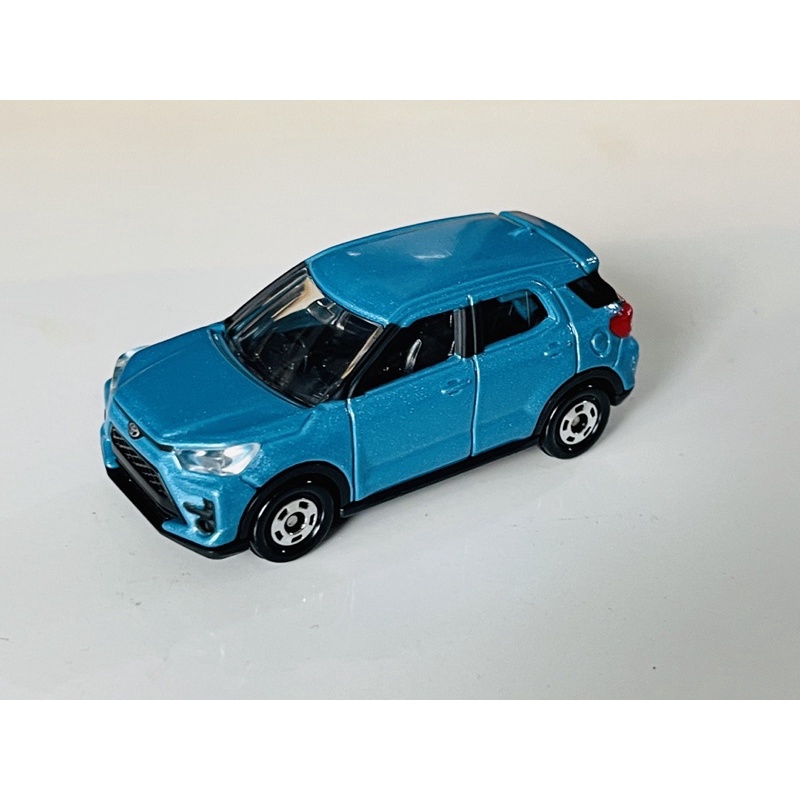 Hobby Store xe mô hình Tomica Toyota Raize full box, full seal.