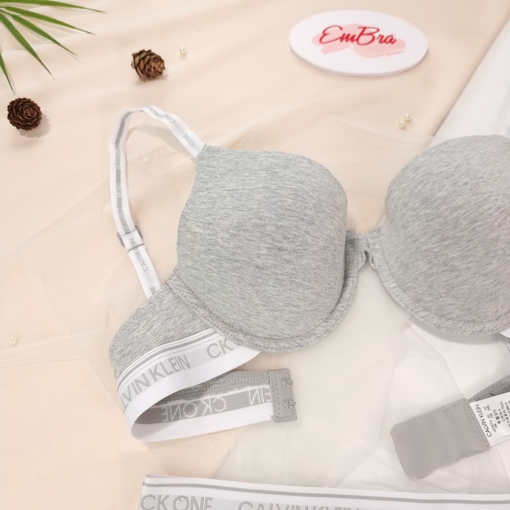 Bộ đồ lót nữ Embra CK mỏng có gọng EBB54