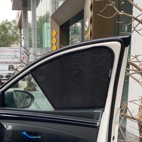 Rèm che nắng xe Huyndai Tucson 2022 - 2023 có hút nam châm cao cấp