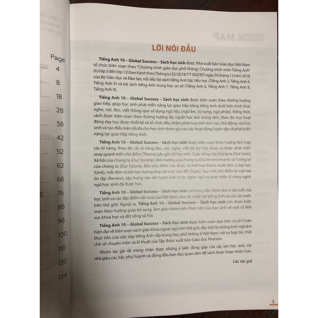Sách giáo khoa Tiếng Anh 10 - Global Success