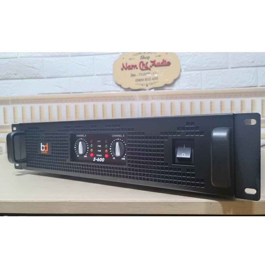 Cục Đẩy Công Suất BD S600 2 Kênh - 16 Sò - Mạch Class H - Nguồn Xuyến - Chuyên Karaoke Gia Đình Chất Lượng