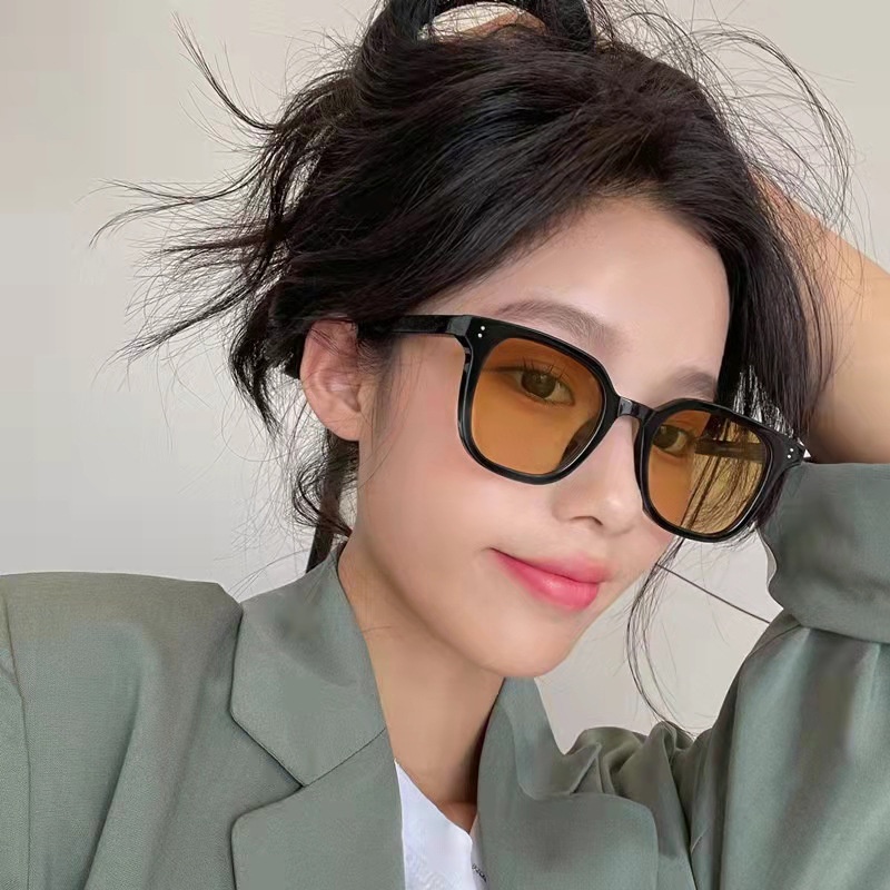 Kính Mát Gọng Vuông Chống Tia UV400 Thời Trang Cho Nam Nữ